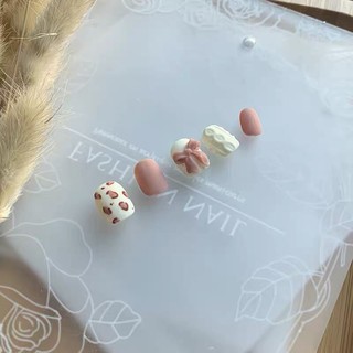 Nailbox thiết kế hoạ tiết - Móng giả Đô Ly - A160