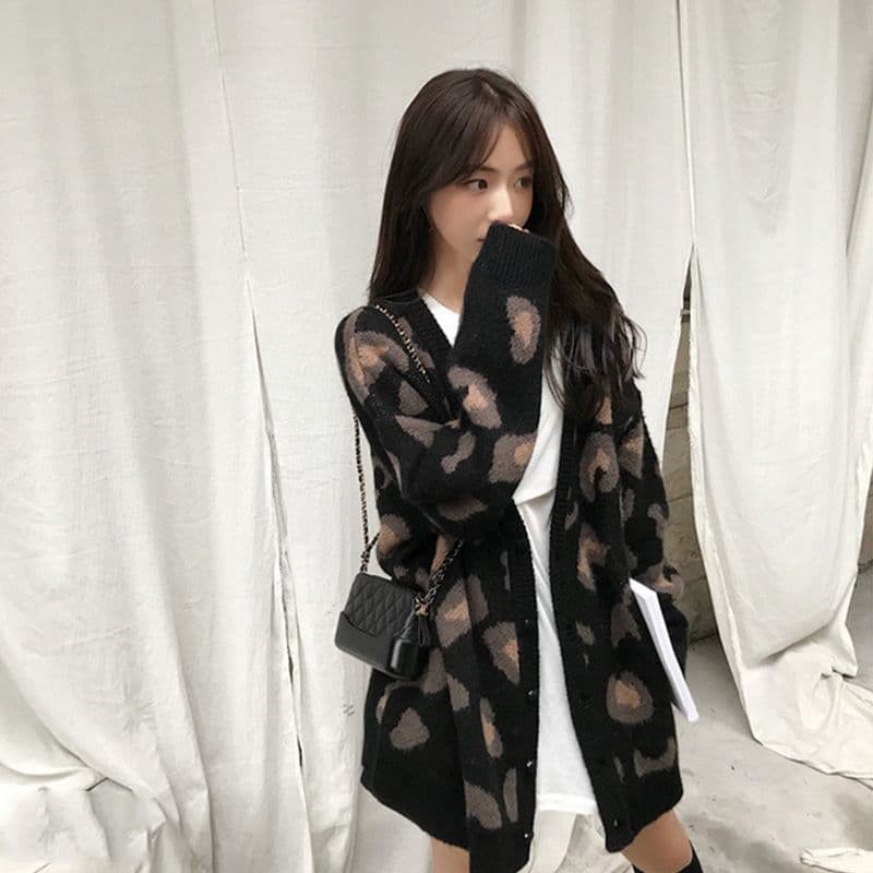 Áo khoác len cardigan họa tiết da báo thụng trẻ trung (Order khoảng 12-14 ngày có hàng) | BigBuy360 - bigbuy360.vn