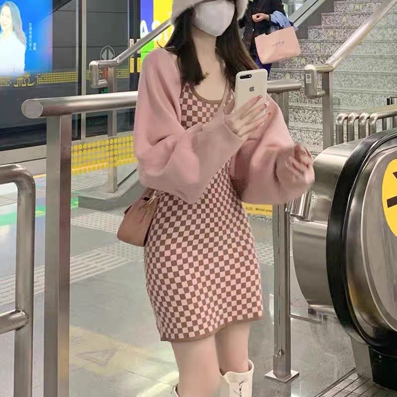 Set Váy Body Len Và Áo Khoác Ngoài