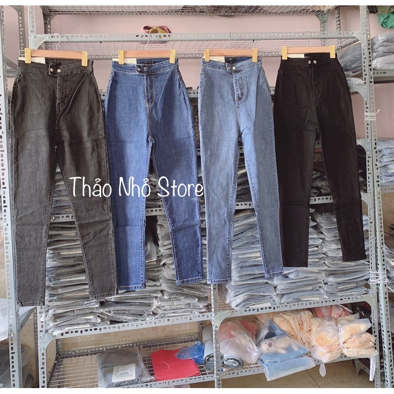 Quần jean lưng cao núc bấm