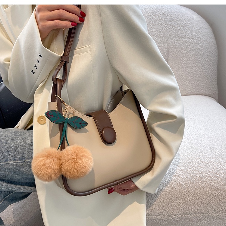 Túi đeo vai, đeo chéo  phối viền da mịn - Hàng loại 1 - TB.Store DV109 25x25x9 cm