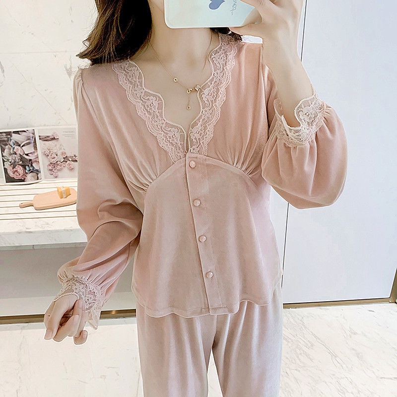 Bộ đồ ngủ 2 mảnh bằng nhung phối ren kiểu thu đông ngọt ngào cho nữ