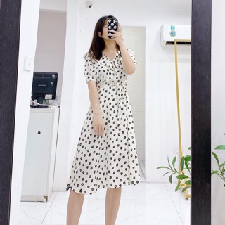 Váy hoa cổ bèo