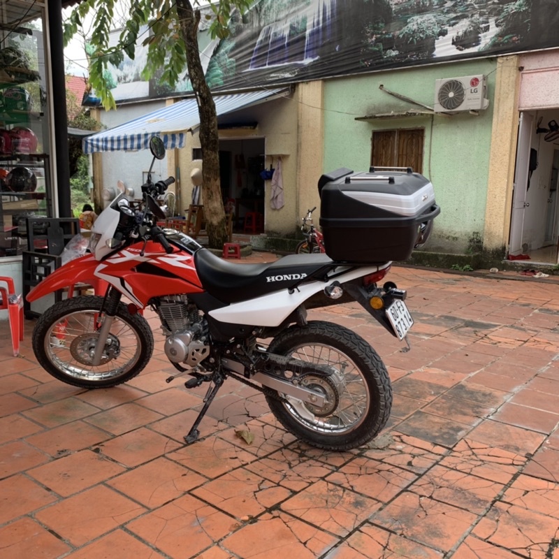 Honda XR150 lên thùng Givi B32N ADV