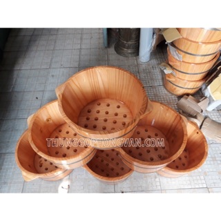 Thùng ngâm chân gỗ thông gắn hạt massage