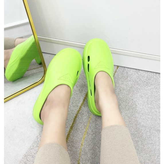 Dép Sục Prada Bản Mới Siêu Êm Hàng Chuẩn Loại 1 Fullbox