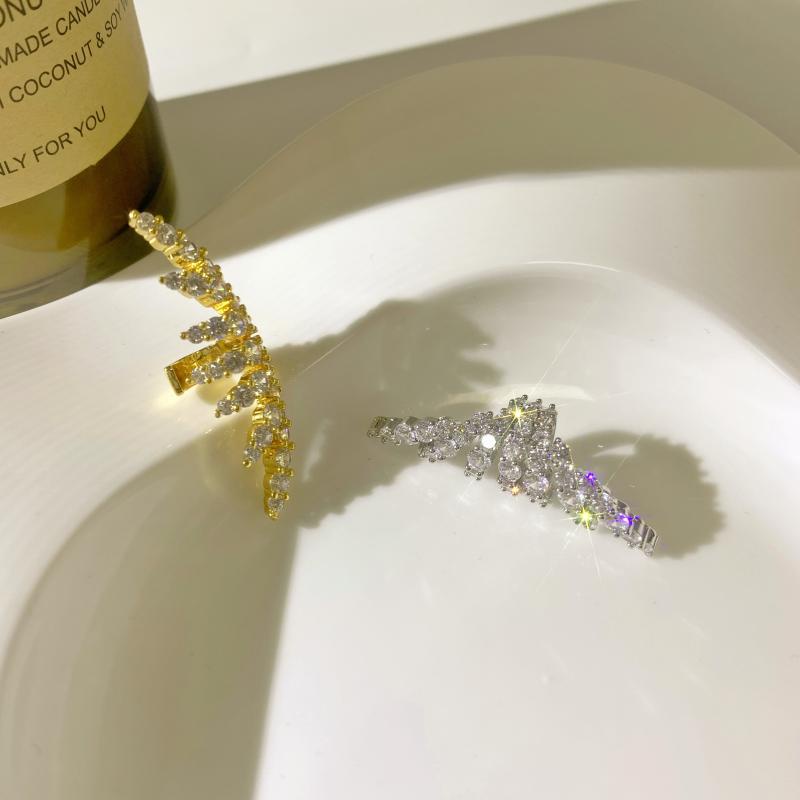 Bông tai nữ gắn vành Eleanor Accessories hình tia phụ kiện trang sức cá tính ( một chiếc )