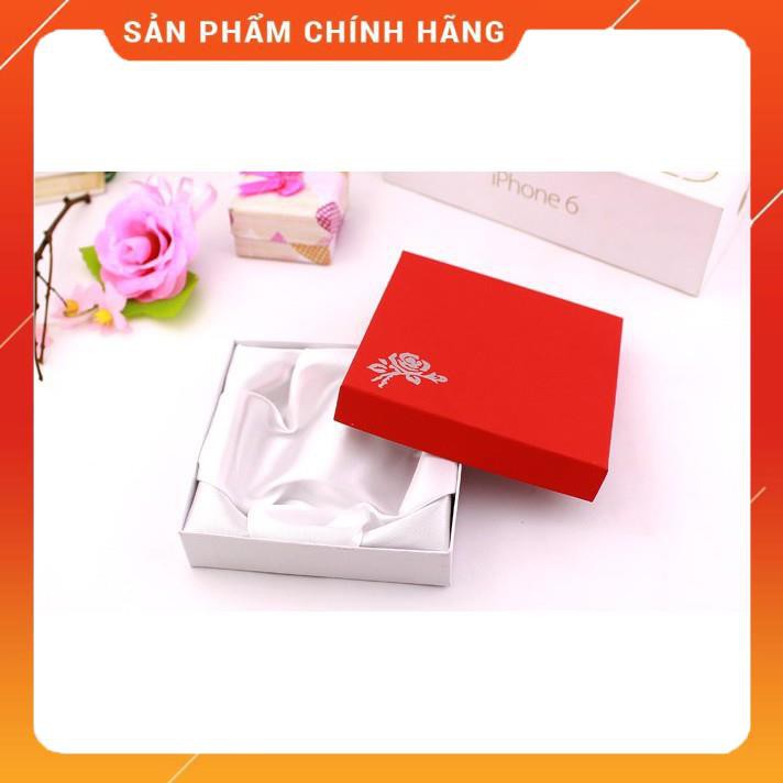 *giá tốt* (Giá sỉ) Hộp Vuông Đỏ Siêu Cứng Siêu Thơm đựng vòng trang sức in hình hoa hồng 9x9x2 cm - ĐQMP