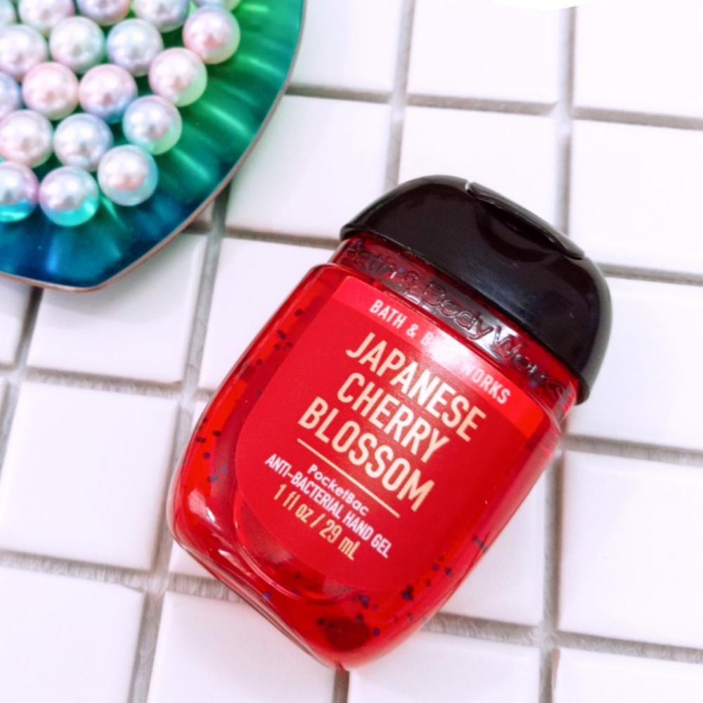 Gel Rửa Tay Khô BATH AND BODY WORKS Hand Sanitizer Mùi Japan Cherry Blossom