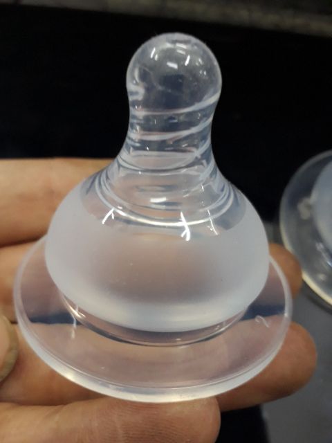 Núm ti GB BABY cổ rộng /cổ hẹp ( vỉ 2 núm)