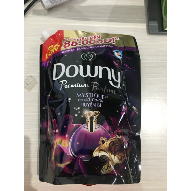 Nước xả vải Downy túi 3.5l Hương Nước Hoa (mới)