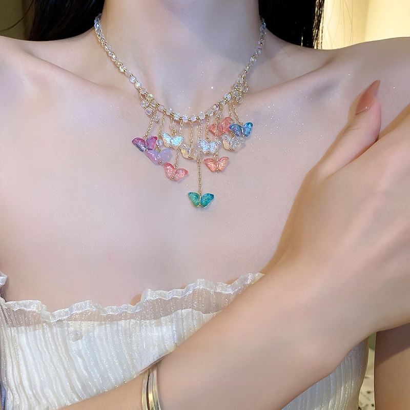 Vòng Cổ Chuỗi Hạt Pha Lê Hình Bướm Màu Sáng Thời Trang Cá Tính