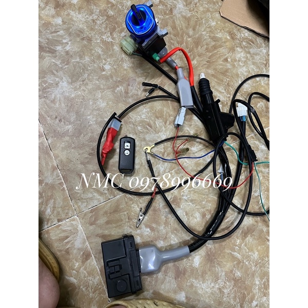 Khoá Smartkey Sh300i cho Wave - Winner - Future