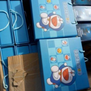 SÉT BÁT ĂN HELLO KITTY – DOREMON – POOH CHO BÉ