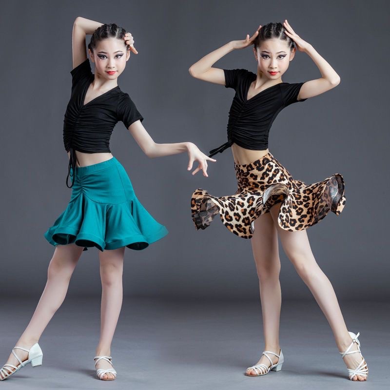 Đầm khiêu vũ bé gái