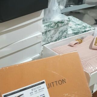 Túi hoa nâu fullbox mẫu mới