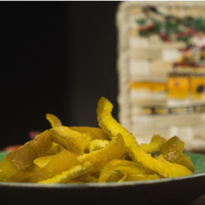 [VSATTP] Mứt Thanh Trà Sấy Dẻo Hộp Nón Đặc Sản Cố Đô 150g - Mộc Truly Hue's