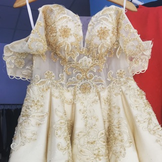 Váy cưới thanh Lý