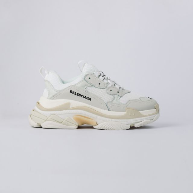 Balenciaga triple s