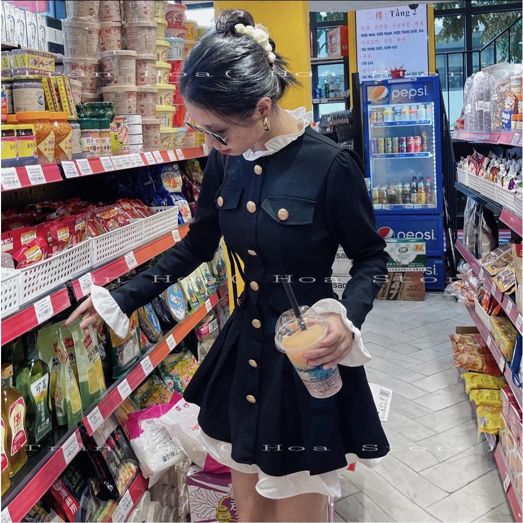 Váy Đen Phối Bèo Cúc Đồng Phối Trắng Siêu Xinh