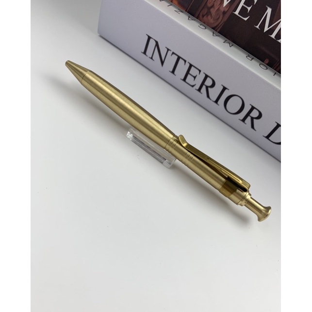 Bút bi bấm bằng đồng thau nguyên khối