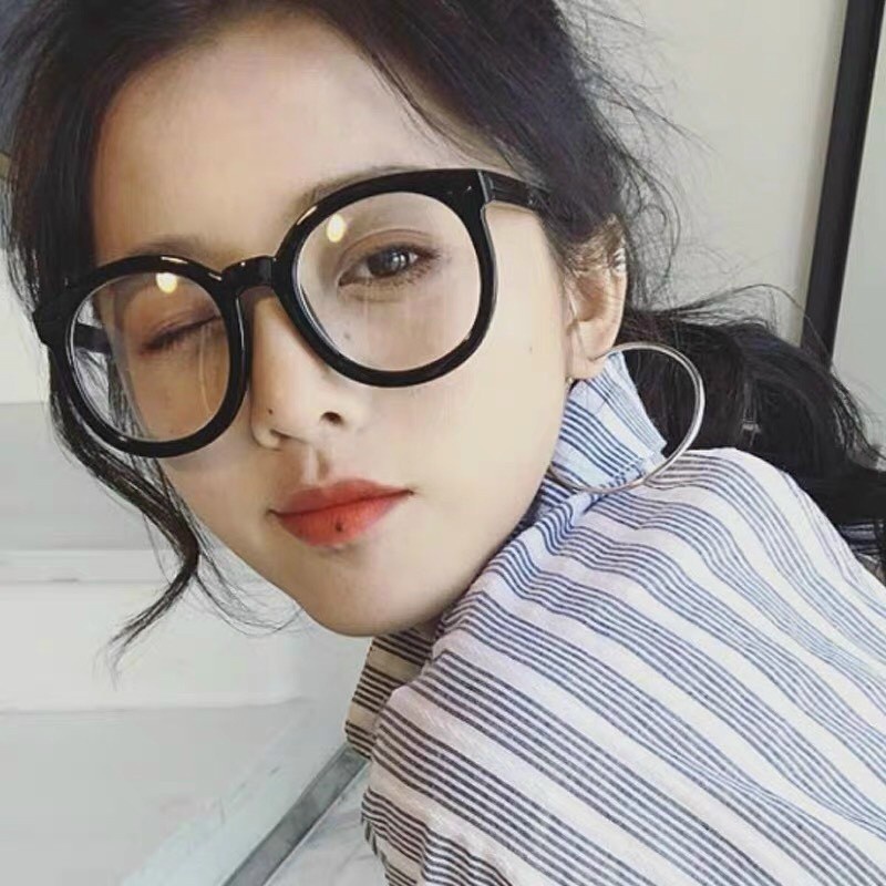 Kính Mắt Mèo Gọng Tròn Đẹp