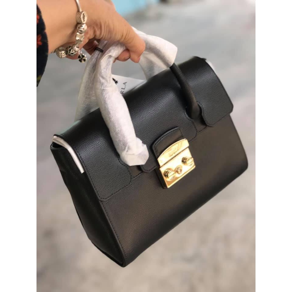 Túi đeo chéo nữ chính hãng Furla Sat S size 23cm - siêu đẹp cho chị em!