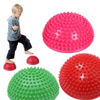 Cầu gai massage chân
