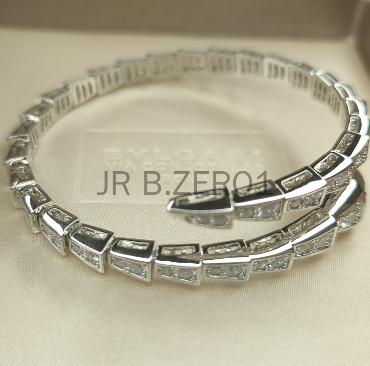 2021 New Serpenti Viper One-coil Slim Bracelet in 18 Kt White Gold Set with Full Pavé Diamonds.