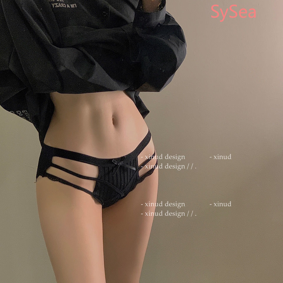 Quần lót ren cạp trễ họa tiết hoa dành cho nữ