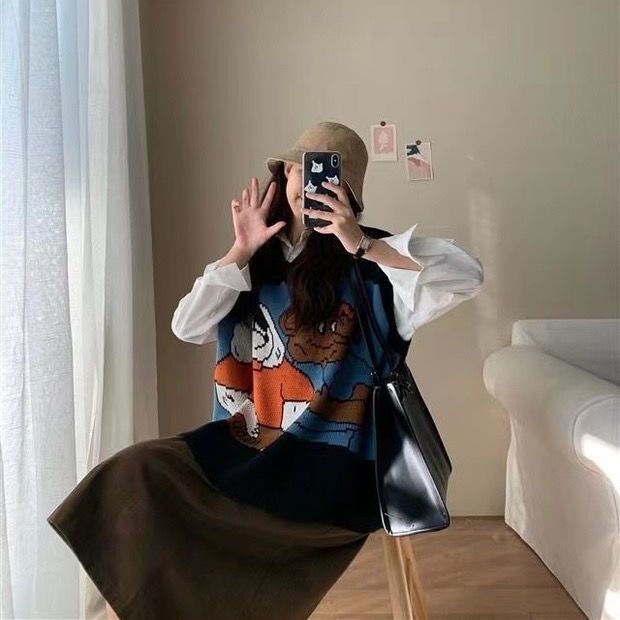 Áo len cổ chữ V họa tiết hoạt hình thời trang cho nữ năm 2021 | BigBuy360 - bigbuy360.vn