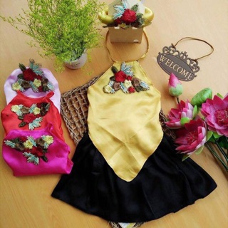 Yếm đào bé gái