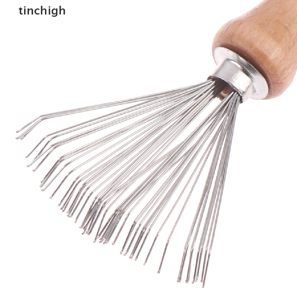 1 Dụng Cụ Vệ Sinh Lược Chải Tóc Tiện Dụng