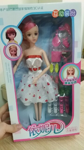 Búp bê thay giầy