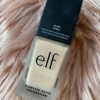 KEM NỀN e.l.f FLAWLESS FINISH FOUNDATION