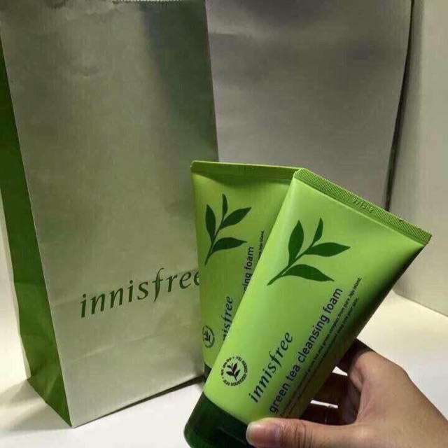 Sữa rửa mặt trà xanh