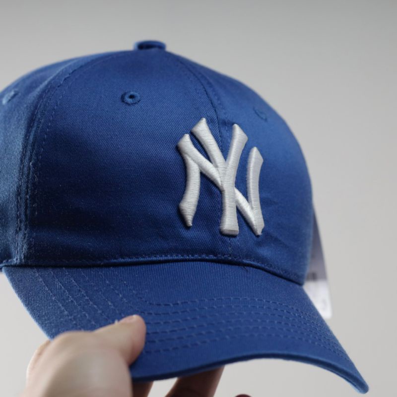 Mũ lưỡi trai, mũ thể thao nam nữ MLB màu xanh, logo thêu nổi sắc nét