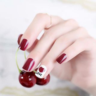 Móng tay giả gồm 24 móng kèm keo