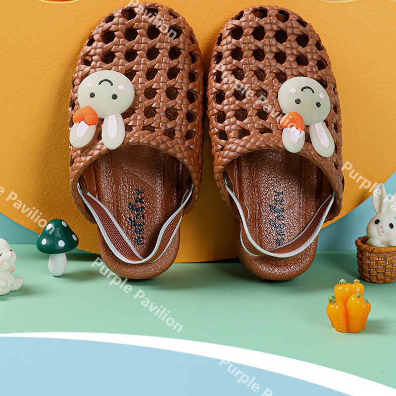 ✿Hàng Có Sẵn✿ Dép Sandal Đế Mềm Đục Lỗ Họa Tiết Thỏ Phi Hành Gia Hoạt Hình Màu Dạ Quang Cho Bé