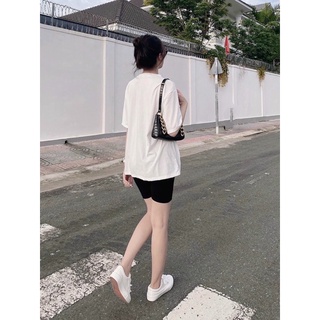 Set áo thun trắng +quần ngố đen