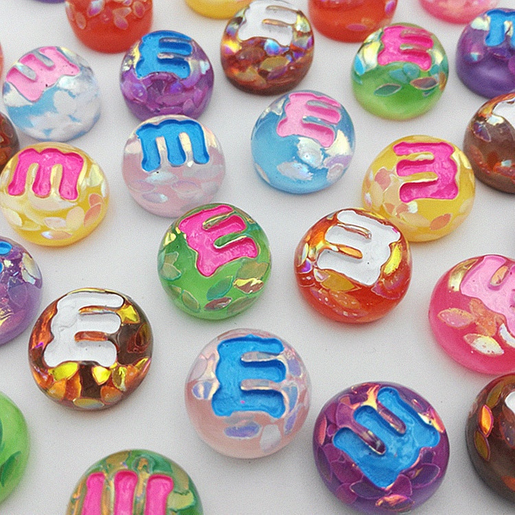 Hạt Charm Giày Búp Bê Đính Đá M&M