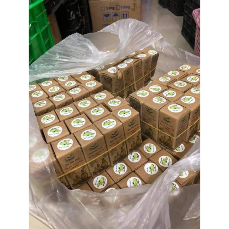 Tinh dầu đèn xông