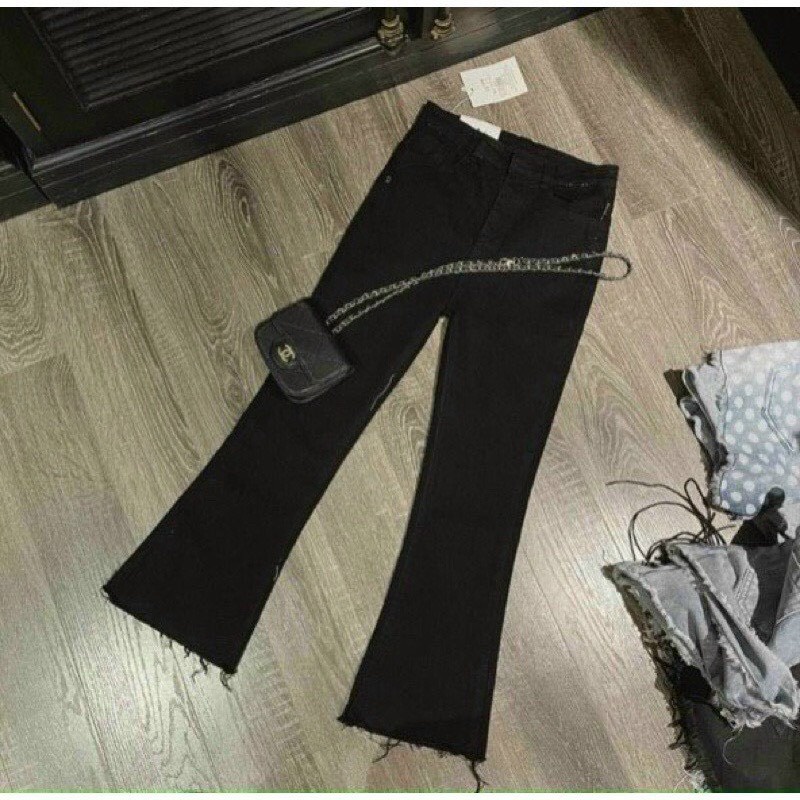 Quần kaki ống loe cực tôn dáng dễ mix đồ k