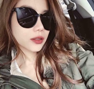 (Sale) Kính đẹp fullbox giá siêu rẻ