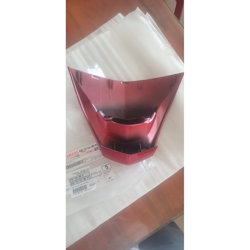 Nắp ốp đầu trước Luvias đỏ nhũ