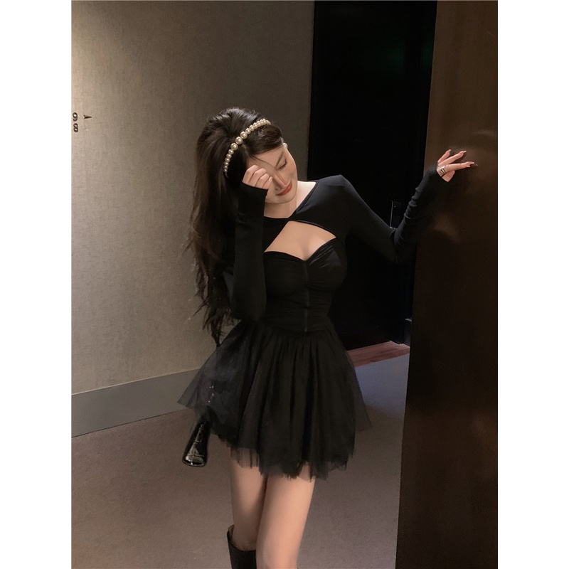 Đầm nữ dài tay thiết kế hở ngực phong cách gợi cảm khí chất hàng Quảng Châu mới váy ngắn ngọt ngào