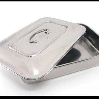 Hộp inox đựng dụng cụ có quai