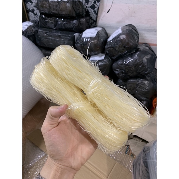 Miến Dong Đen loại NGON (1 nắm tầm 100g)