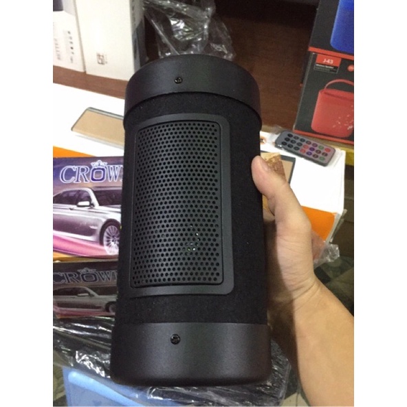 Loa Sub Crown 4 bluetooth dáng tròn công suất 10W dùng chuyển nguồn 220V/ 12 V