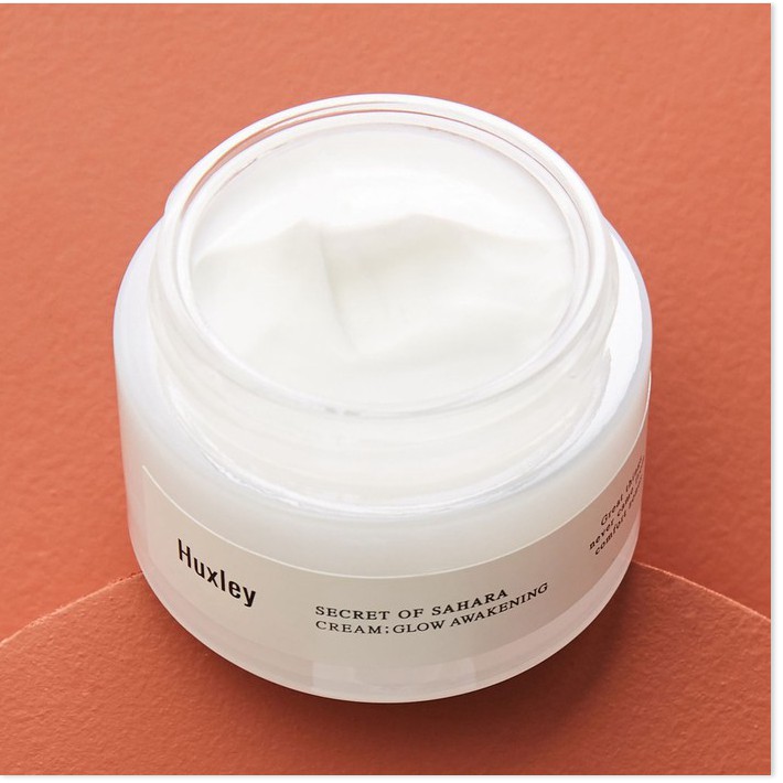 [Mã giảm giá] Kem dưỡng ẩm, trắng sáng da Huxley Cream; Glow Awakening 50ml + Tặng Kèm 1 Mặt Nạ BNBG ( Loại Ngẫu Nhiên)